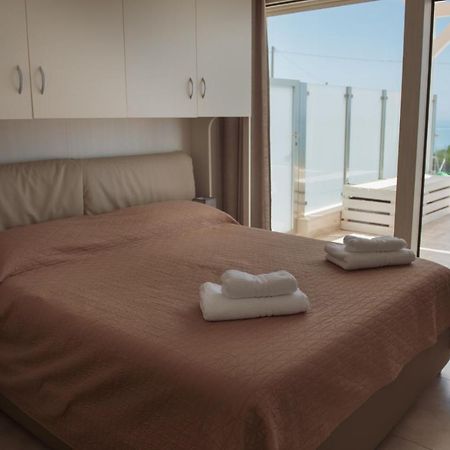 Villa Quantum Сикулиана Марина Екстериор снимка